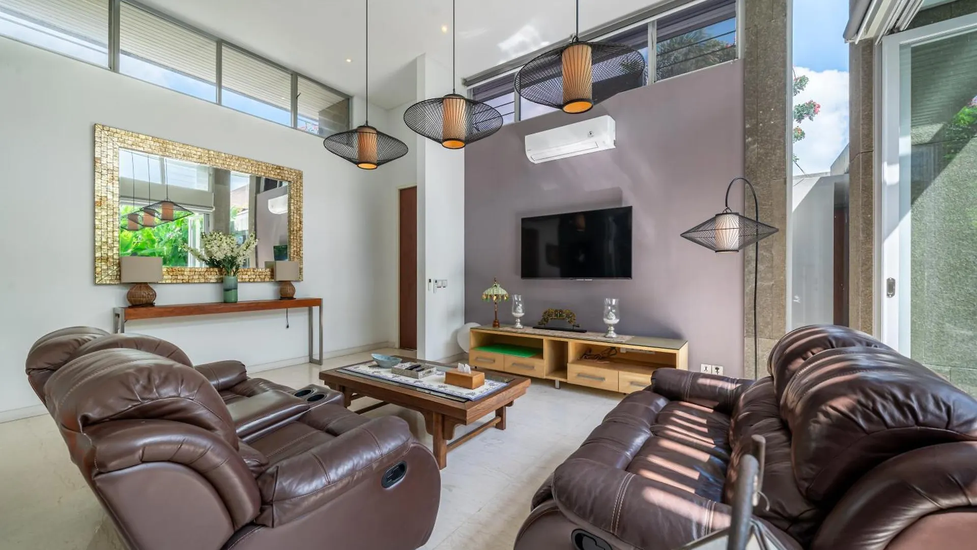 Cozy 3Br Villa In Central Seminyak Indonesia