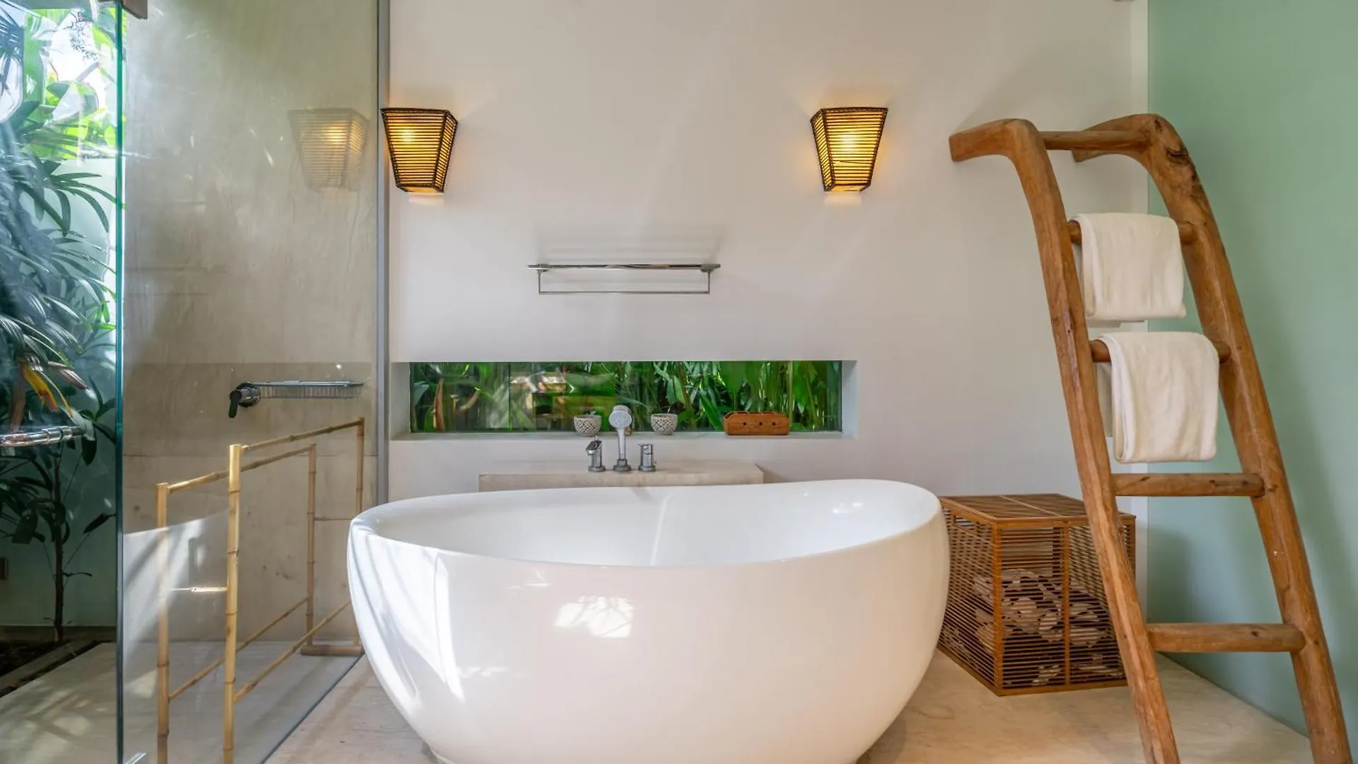 Cozy 3Br Villa In Central Seminyak