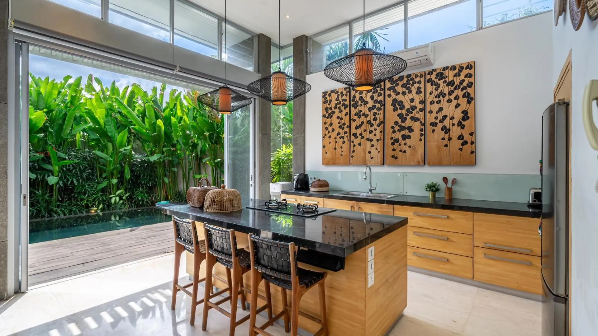 Cozy 3Br Villa In Central Seminyak 0*, Seminyak (Bali)